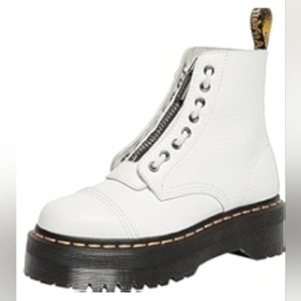 Dr Marteens Sinclair Boots